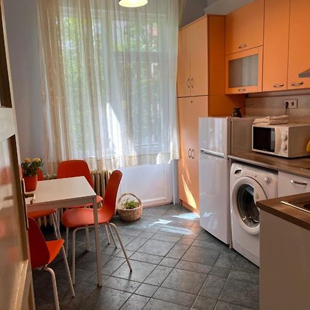 Апартаменты 113 In Sofia With 2Br And 2 Full Bath Экстерьер фото