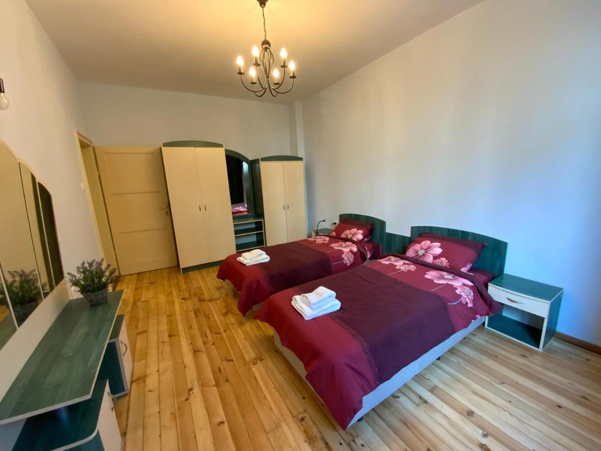 Апартаменты 113 In Sofia With 2Br And 2 Full Bath Экстерьер фото